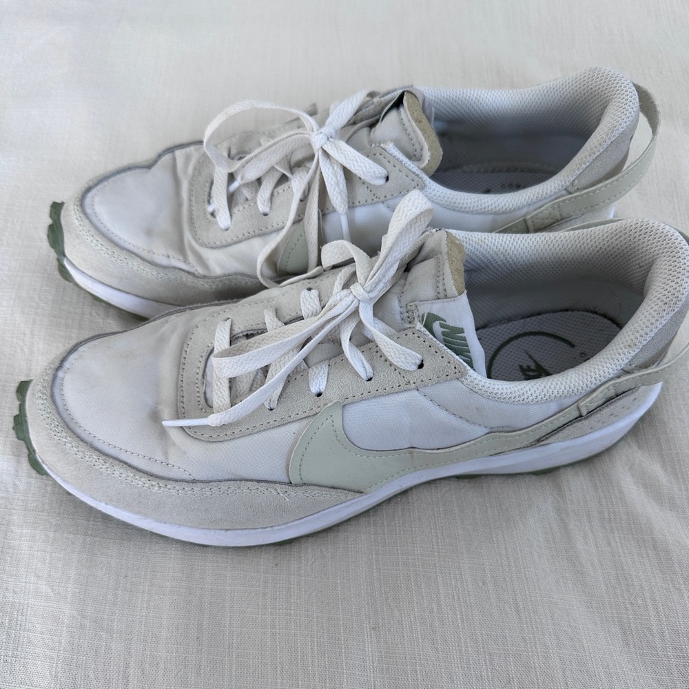 Women’s Blazer light green-white, size 10